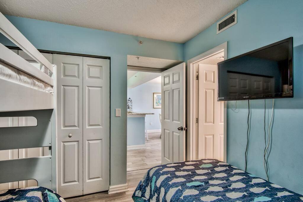 Pelican Beach Resort-Walkout Unit-On The Beach Дестин Екстериор снимка